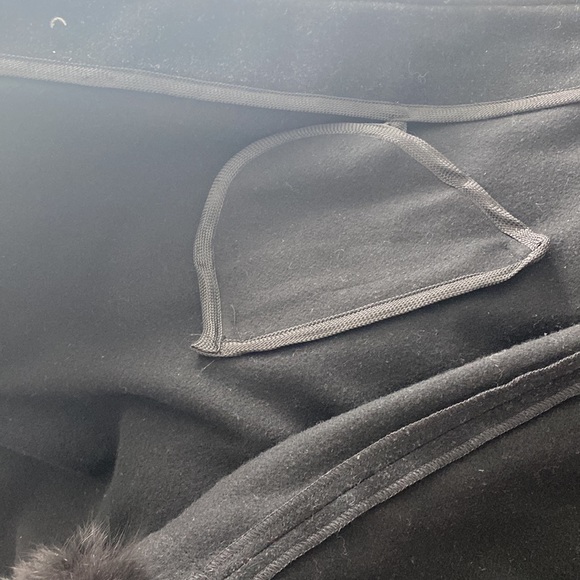 Cashmere and Fox Furr Poncho - Picture 8 of 8